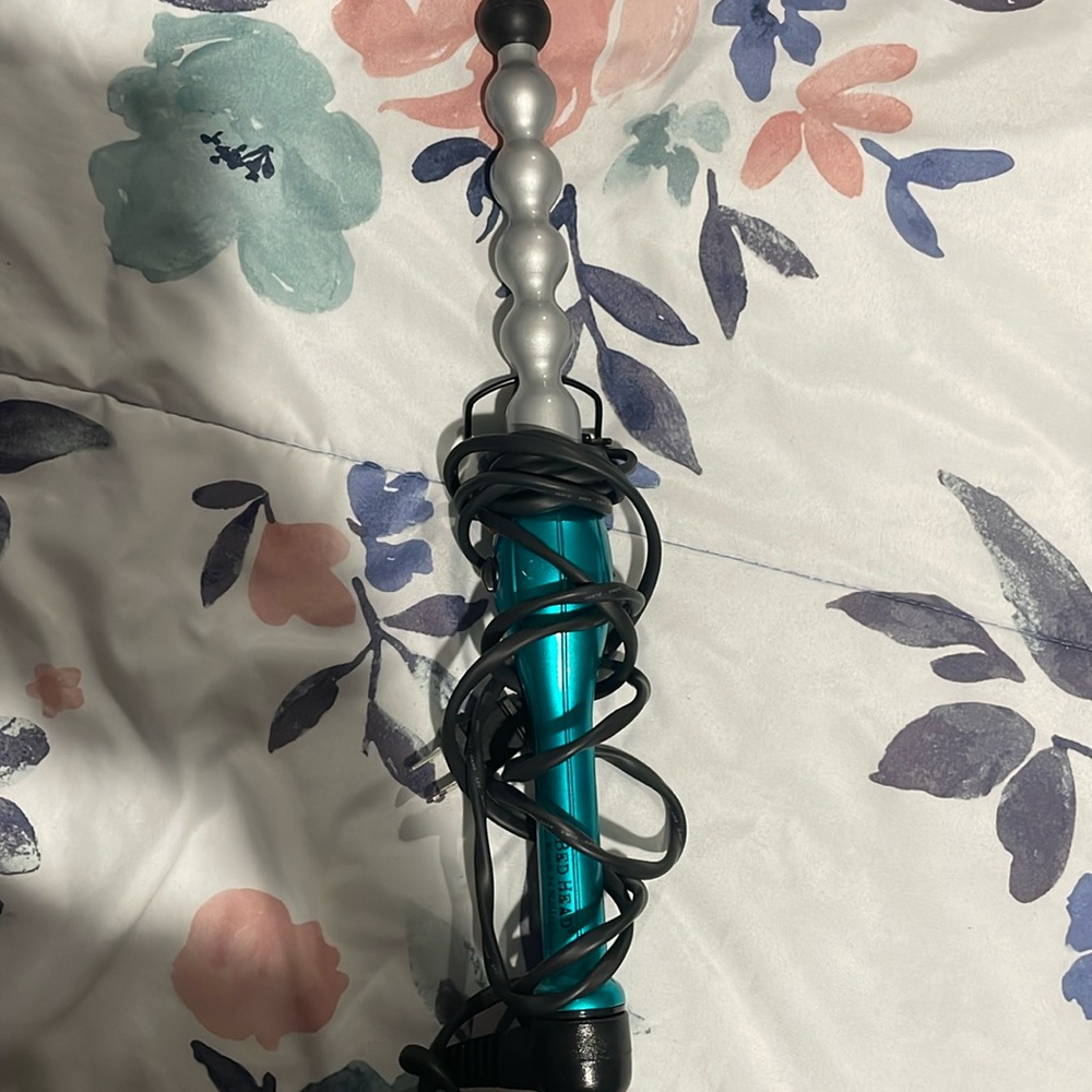 BED HEAD CURLING IRON